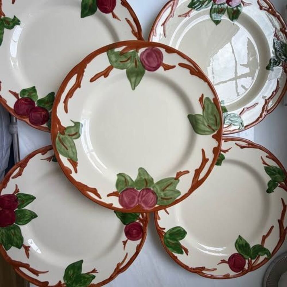 Vintage Franciscan Apple dinner plates USA 10.5” set of 5